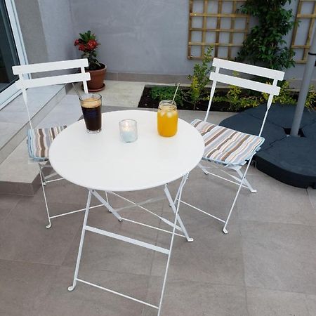 Modern & Cozy Studio W/ Backyard Near City Center ลิมาซอล ภายนอก รูปภาพ